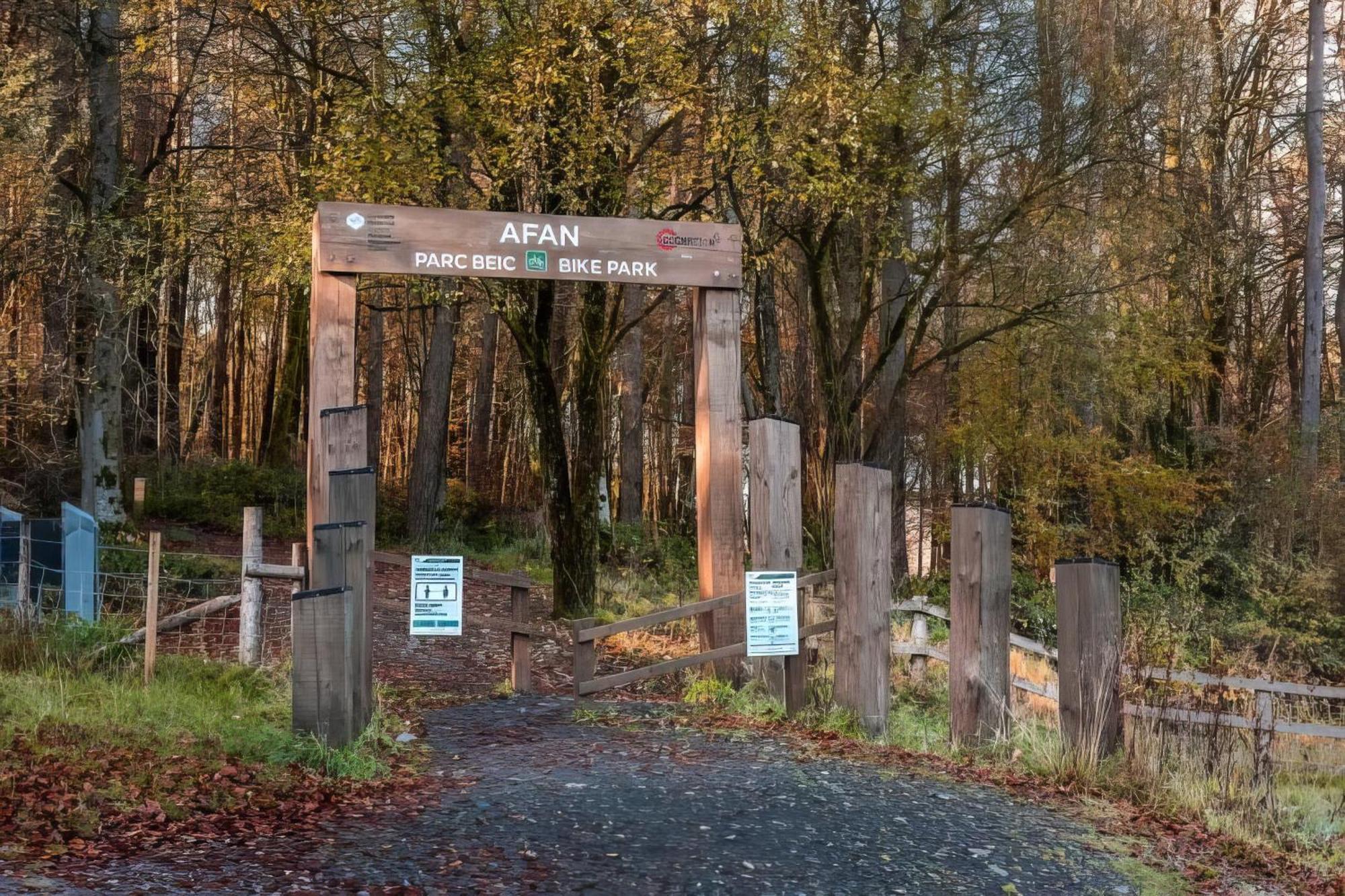 The View Spacious Apartment In Afan Forest Bike Park By Staystaycations Port Talbot Exteriör bild