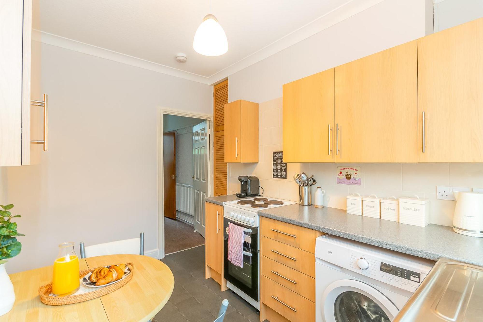 The View Spacious Apartment In Afan Forest Bike Park By Staystaycations Port Talbot Exteriör bild